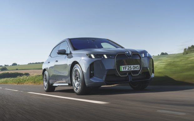 BMW iX
